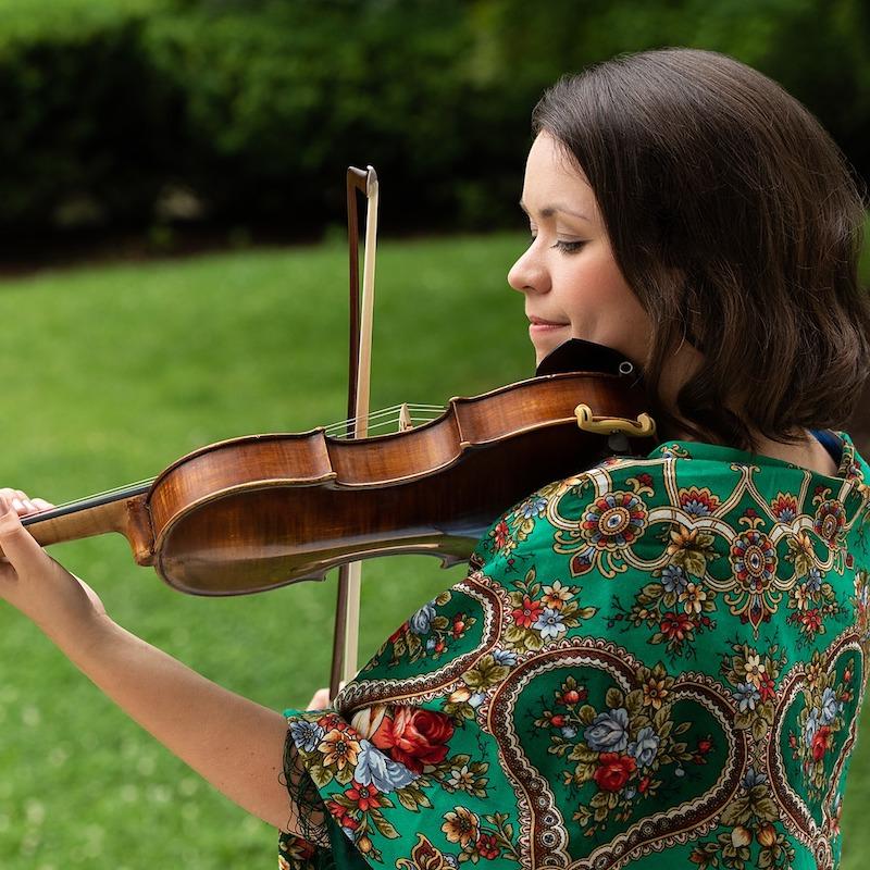 Nataly performing at a wedding ceremony